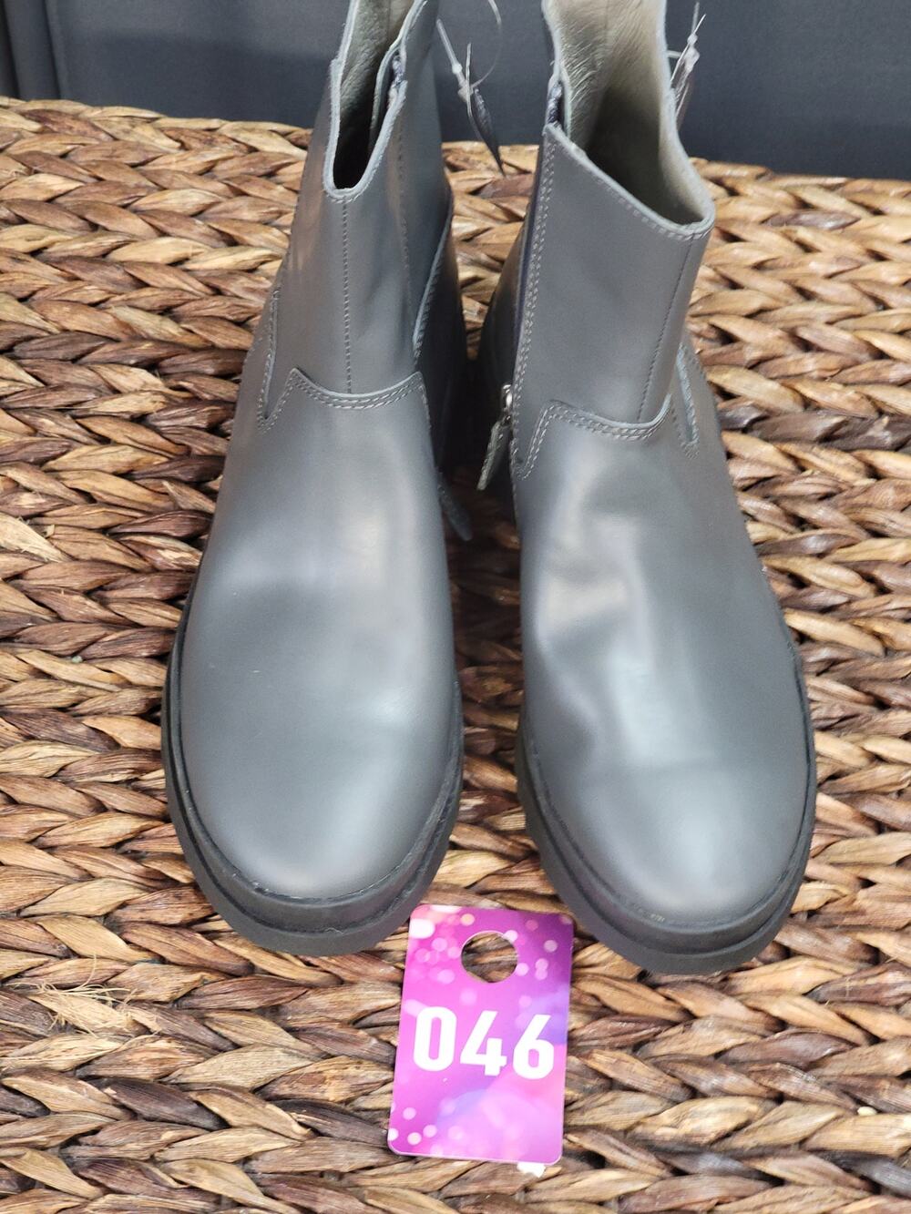 Eileen Fisher Floyd Ankle Boots Womens 7.5 Gray Leather Pull On Side Zip Booties